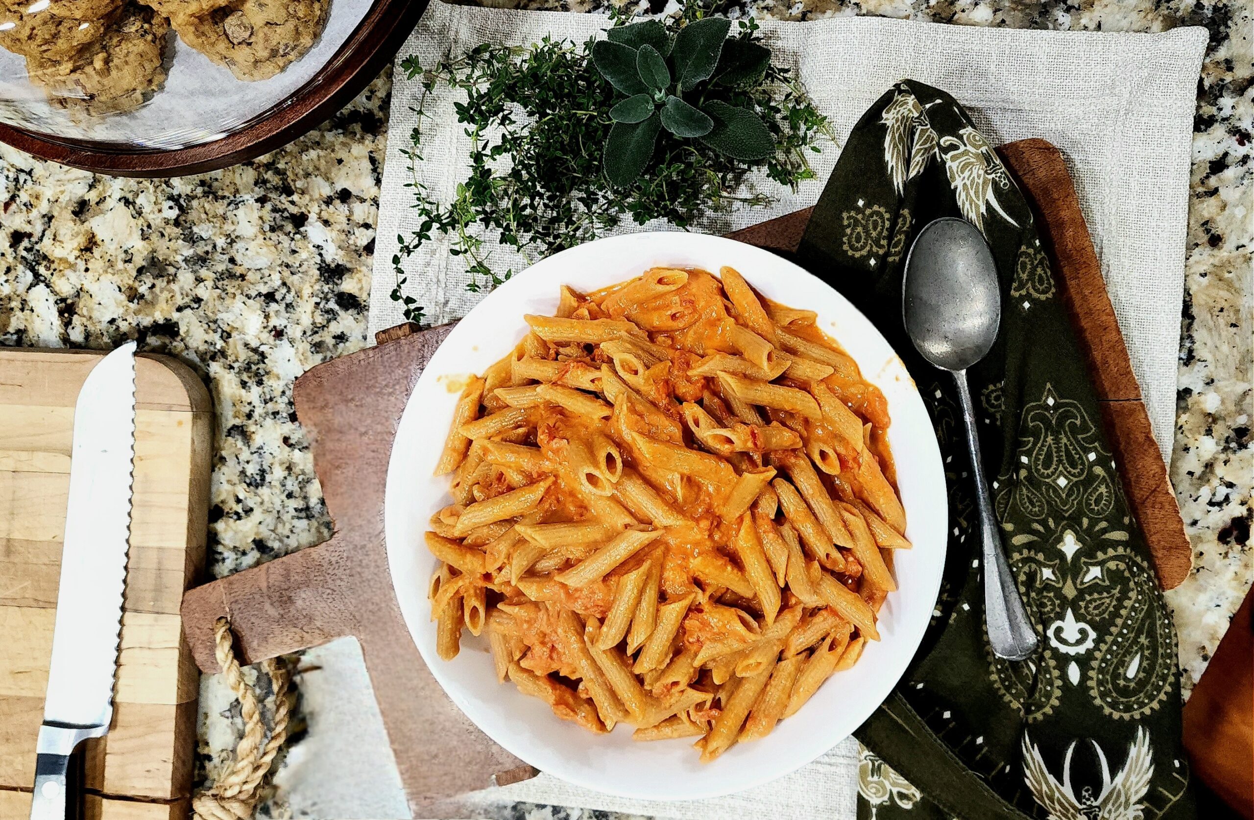 Vodka Pasta Sauce (Pasta alla Vodka) - Cook'n with Mrs. G